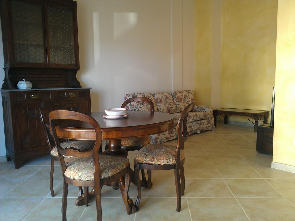 Il Crinale Apartment San Gimignano Bilik gambar